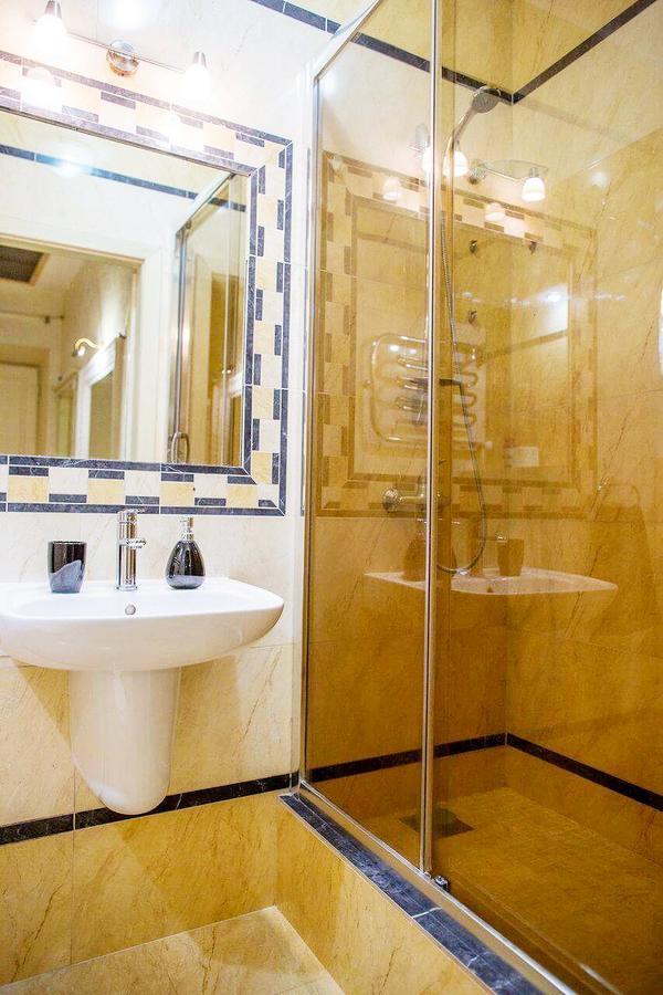 Apartment On Hutsulska 24H Electric Lviv Ngoại thất bức ảnh