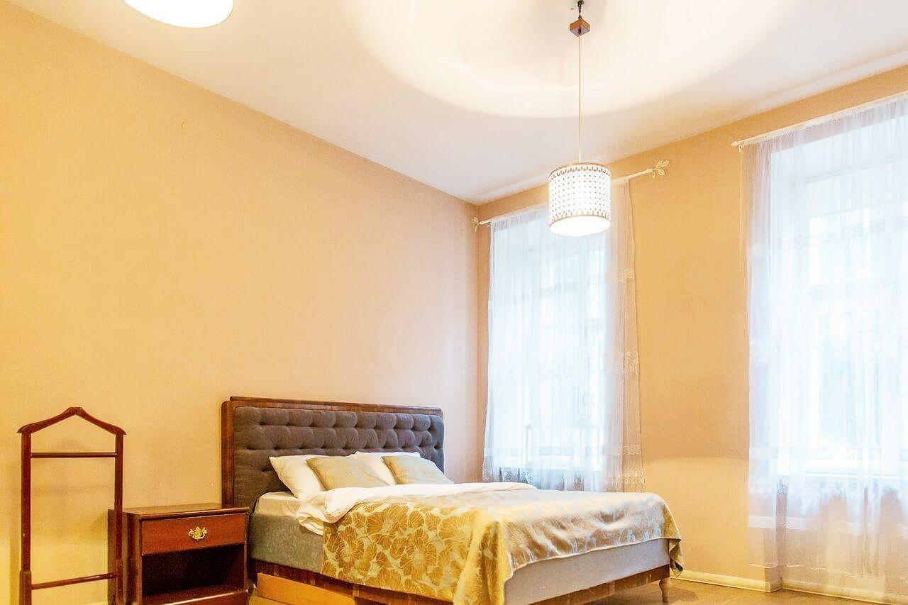 Apartment On Hutsulska 24H Electric Lviv Ngoại thất bức ảnh